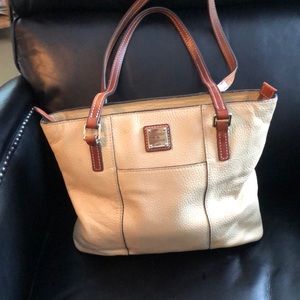 Dooney & Bourke Bag